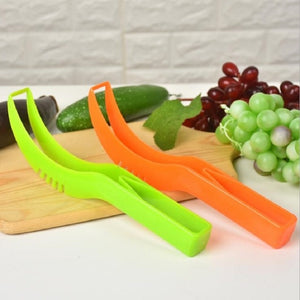 Stainless Steel Watermelon Cutter Plastic Slicer Portable Cutter Tongs Fruit Melon Tools Watermelon Cubes Kitchen Accessories